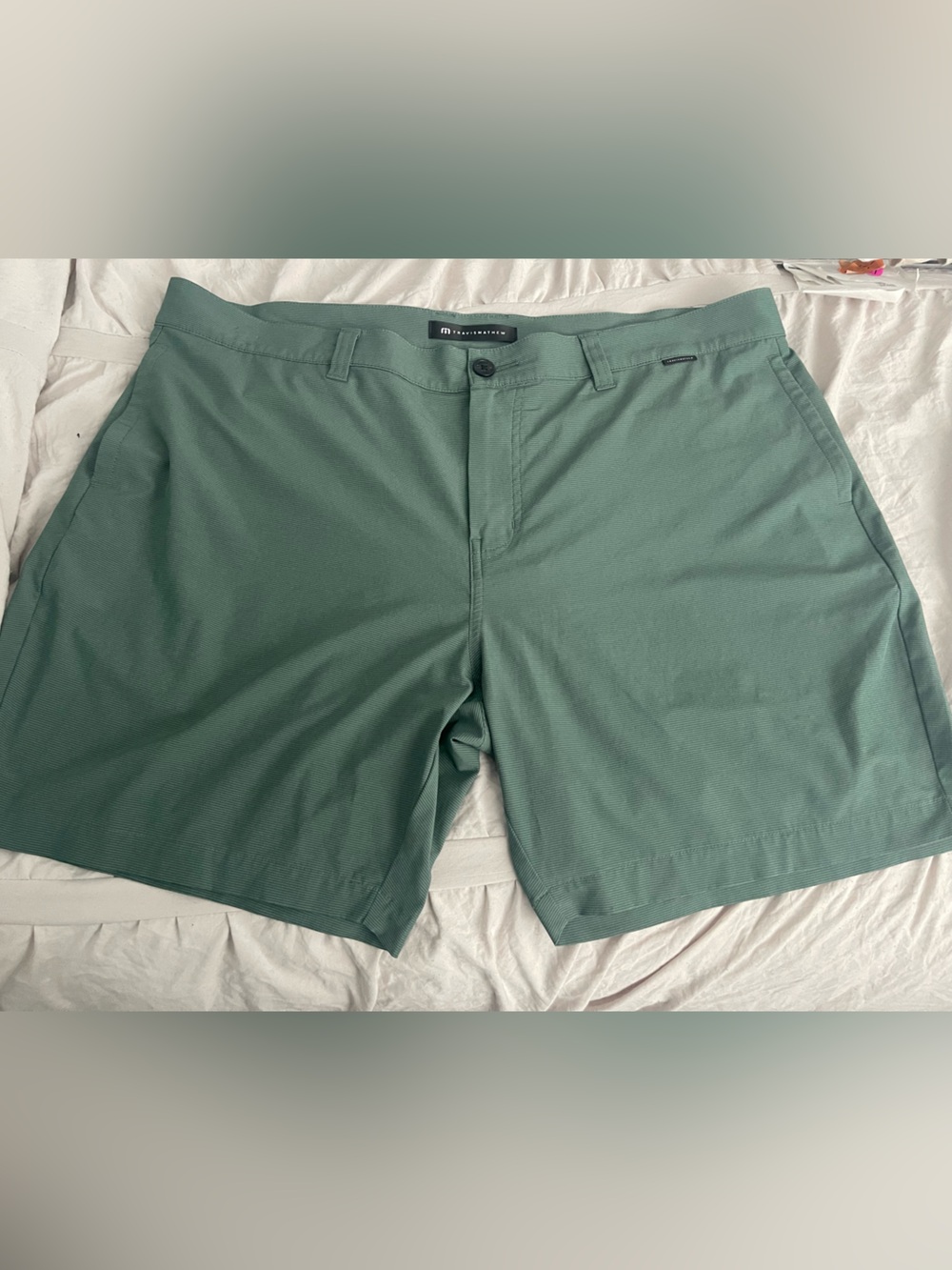 Travis Mathew Wanderlust Shorts Green Flat Front Men's Shorts Size 40 - Picture 4 of 6